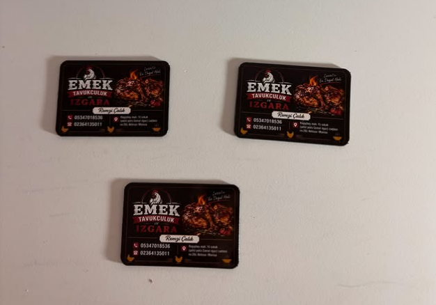 EYG Grafik tarafından hazırlanan Emek Tavukçuluk magnet örnekleri