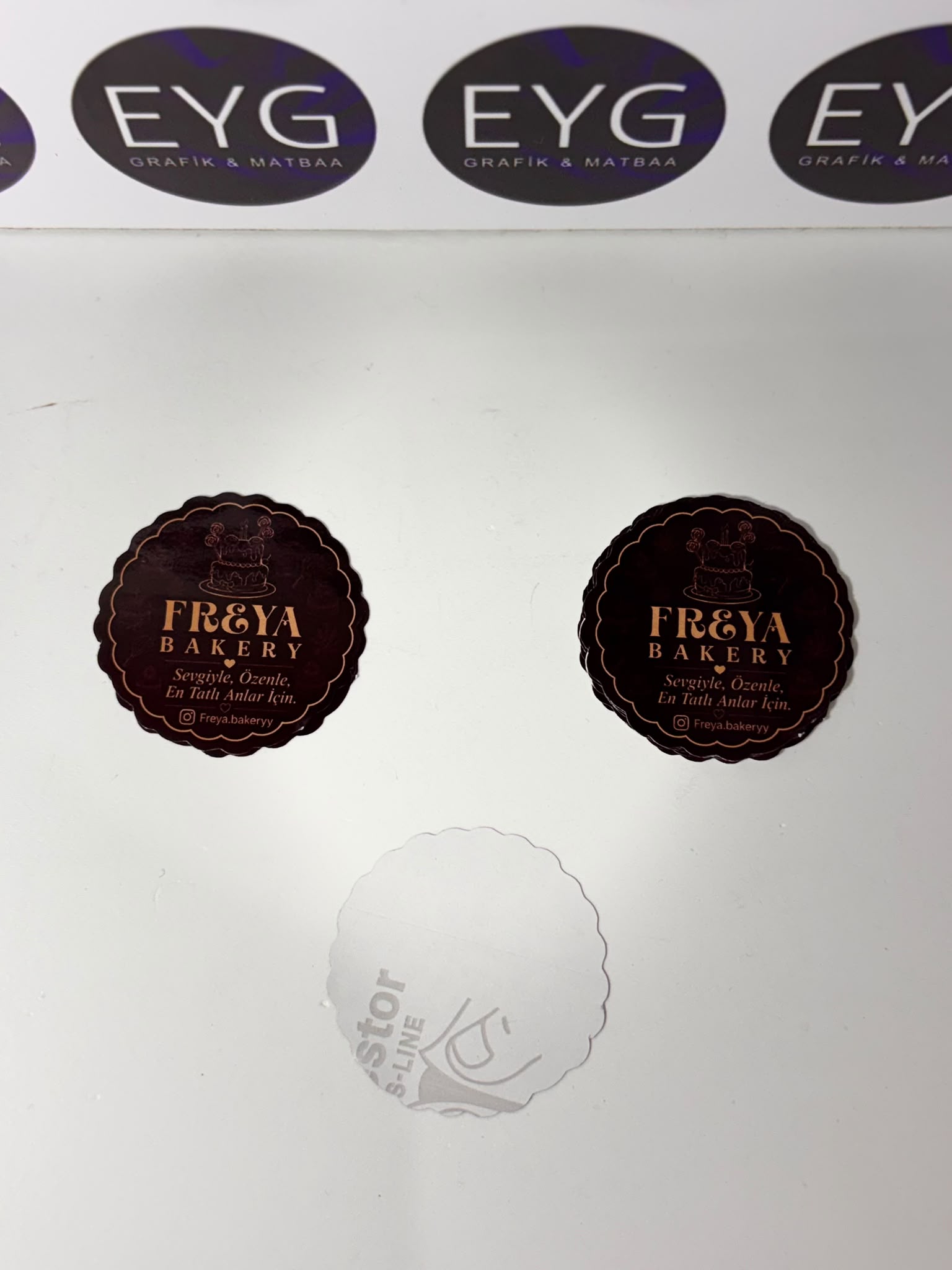 EYG Grafik tarafından hazırlanan Freya Bakery sticker baskı örneği